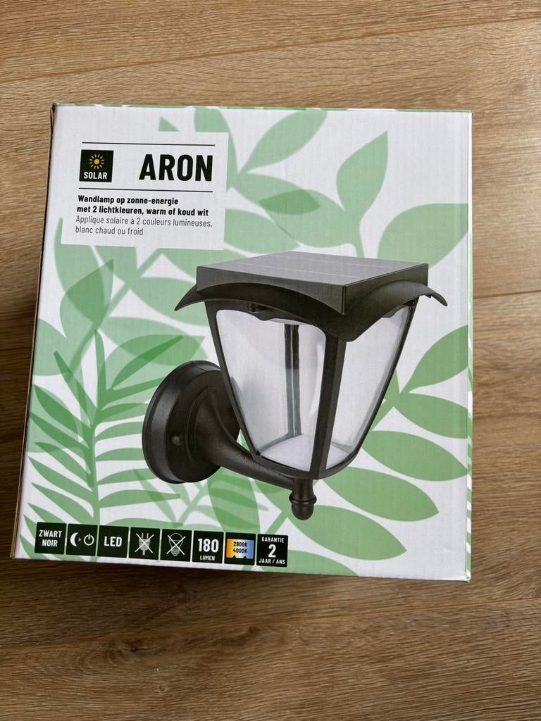 Zwarte buitenlamp op zonne-energie, Ophalen, Zonne-energie, Kunststof, Minder dan 50 watt