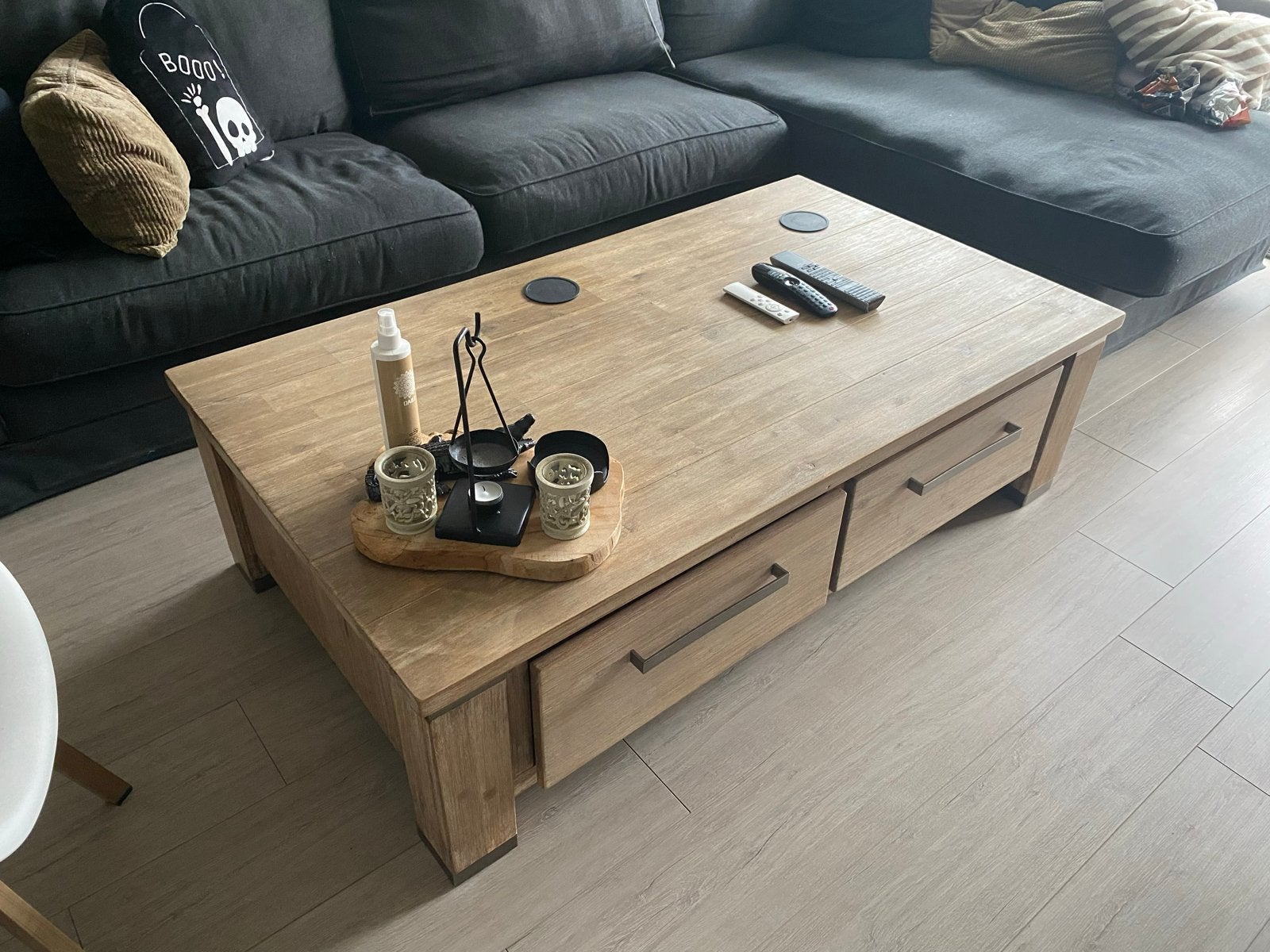 Robuuste houten salontafel met lades, Ophalen, Gebruikt, 100 tot 150 cm, 50 tot 100 cm