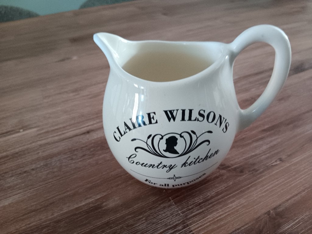 Claire Wilson's, Keramiek, Overige typen, Ophalen of Verzenden, Zo goed als nieuw