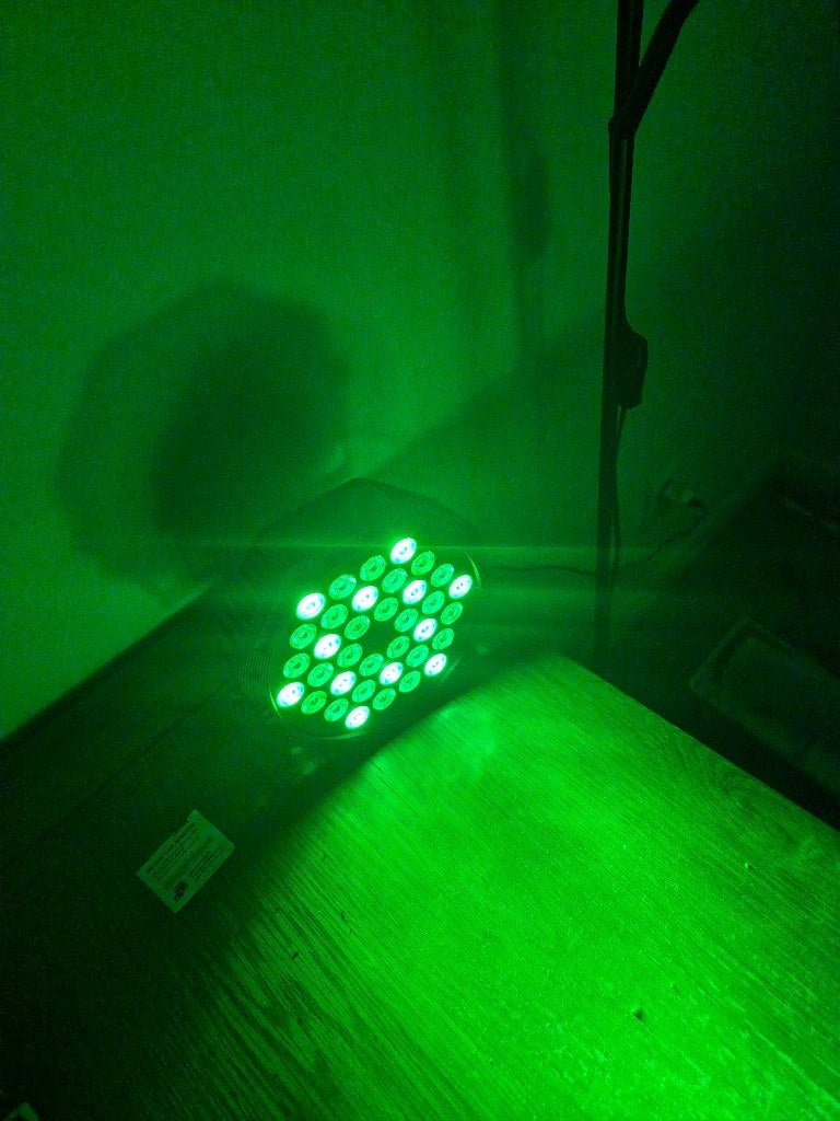 Ledpar RGB Zeven-Kleurige Driehoek Stage, Ophalen, Nieuw, Licht, Geluidgestuurd