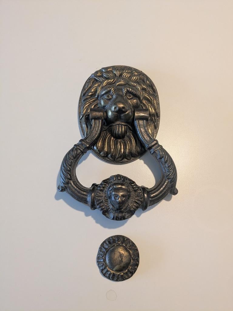 Titel:Massieve messing leeuwenkop deurklopper - groot, Ophalen of Verzenden, Gebruikt
