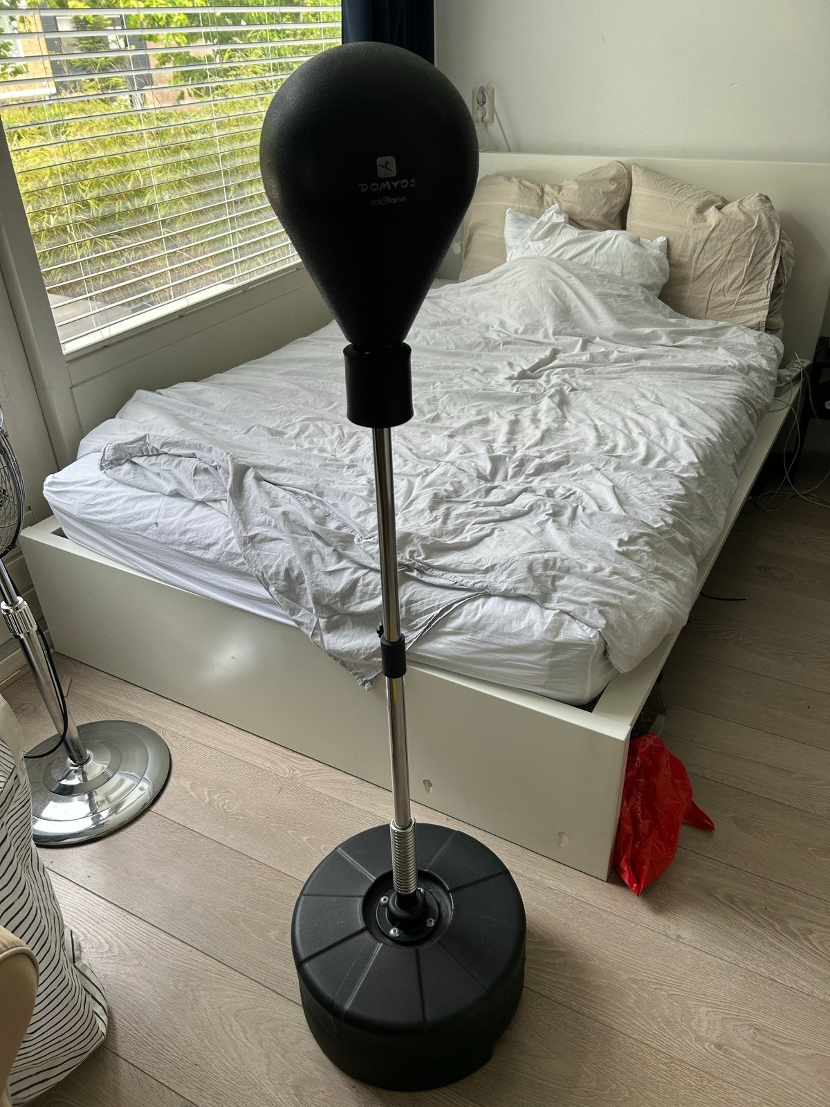 Verstelbare Dyson boksbal, Sport en Fitness, Vechtsporten en Zelfverdediging, Gebruikt, Overige, Maat XS of kleiner, Vechtsportmateriaal