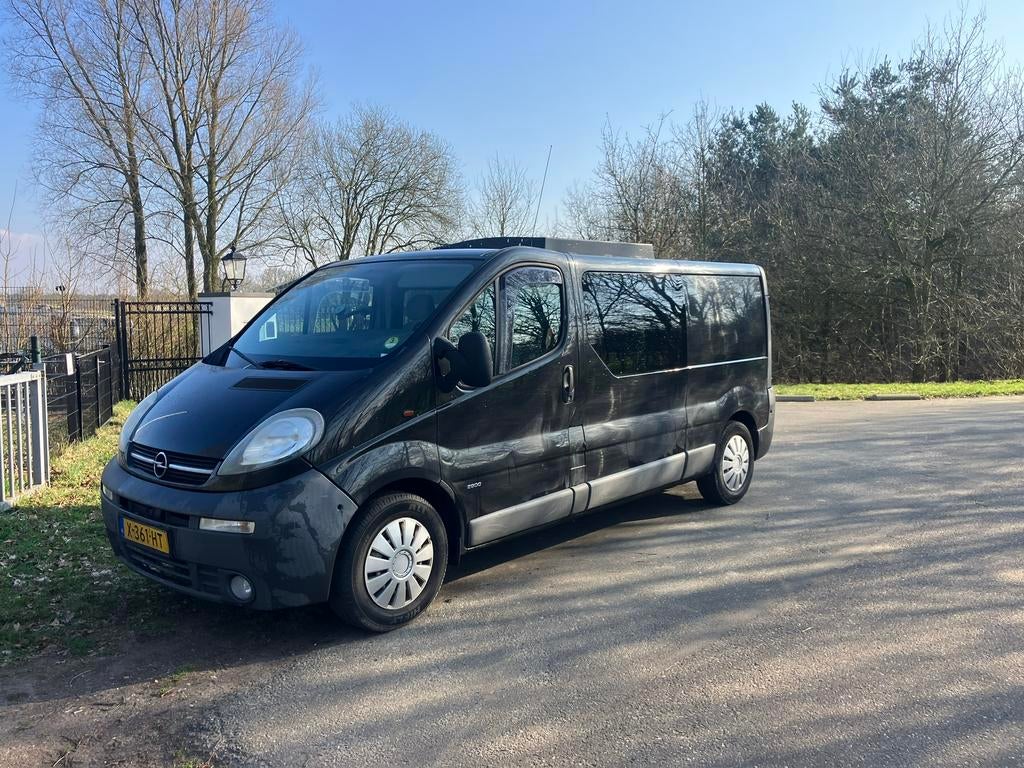 Opel vovaro camper 2002 Zwart diesel inruil mogelijk, Caravans en Kamperen, Campers, Overige merken, Buscamper of Camperbus, Tot en met 2