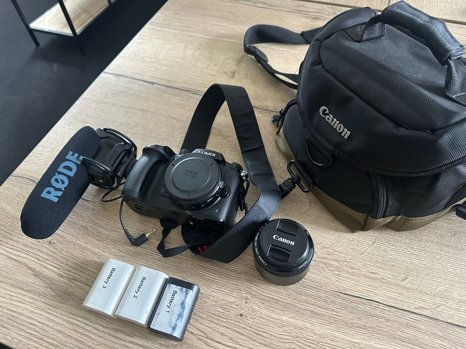 Panasonic GH5 / Metabones EF adapter / 4 accus / Canon 50mm, Ophalen, Gebruikt, Panasonic, Beeldstabilisatie