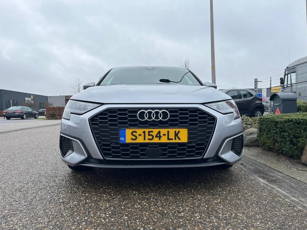 Audi A3 Limousine 35 TDI edition one | Adaptive Cruise Contr, Gebruikt, 4 cilinders, 150 pk, Bedrijf