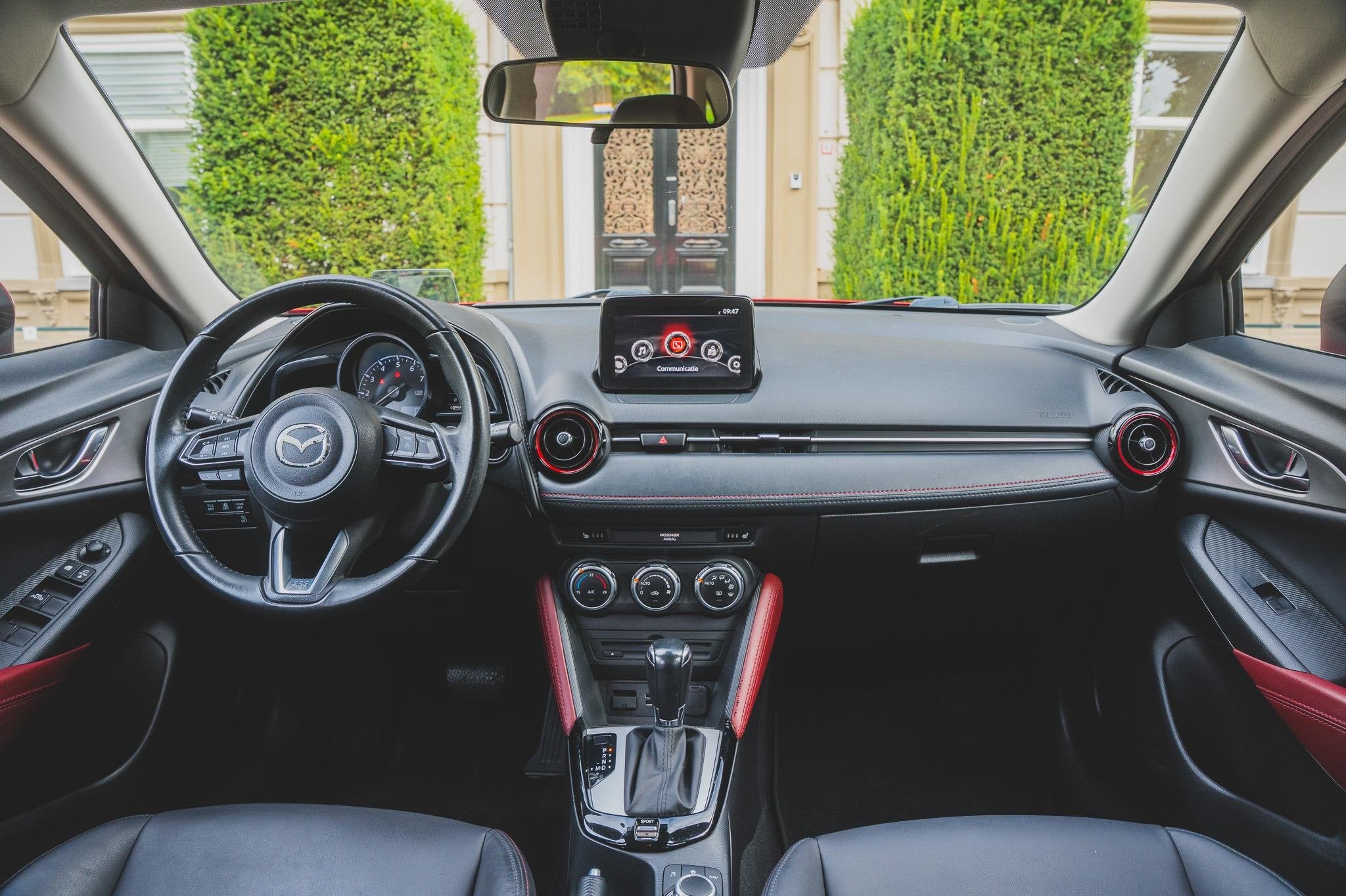 Mazda CX-3 2.0 SkyActiv-G 120 GT-M TREKHAAK | CAMERA | LEDER, Auto's, Euro 6, 4 cilinders, Automatische klimaatregeling, Leder