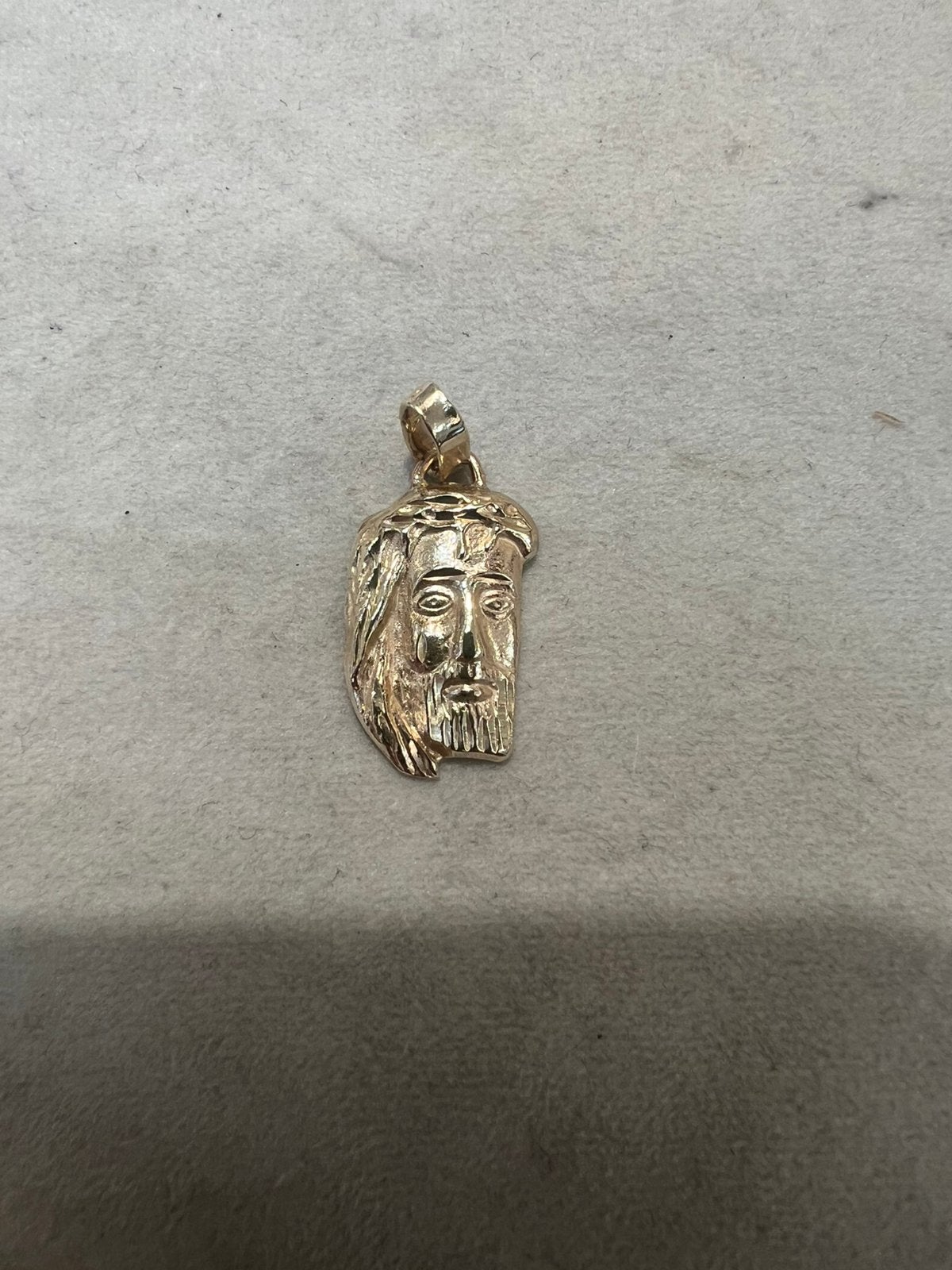 14k gouden jezus hanger, Ophalen of Verzenden, Zo goed als nieuw, Goud, Overige merken