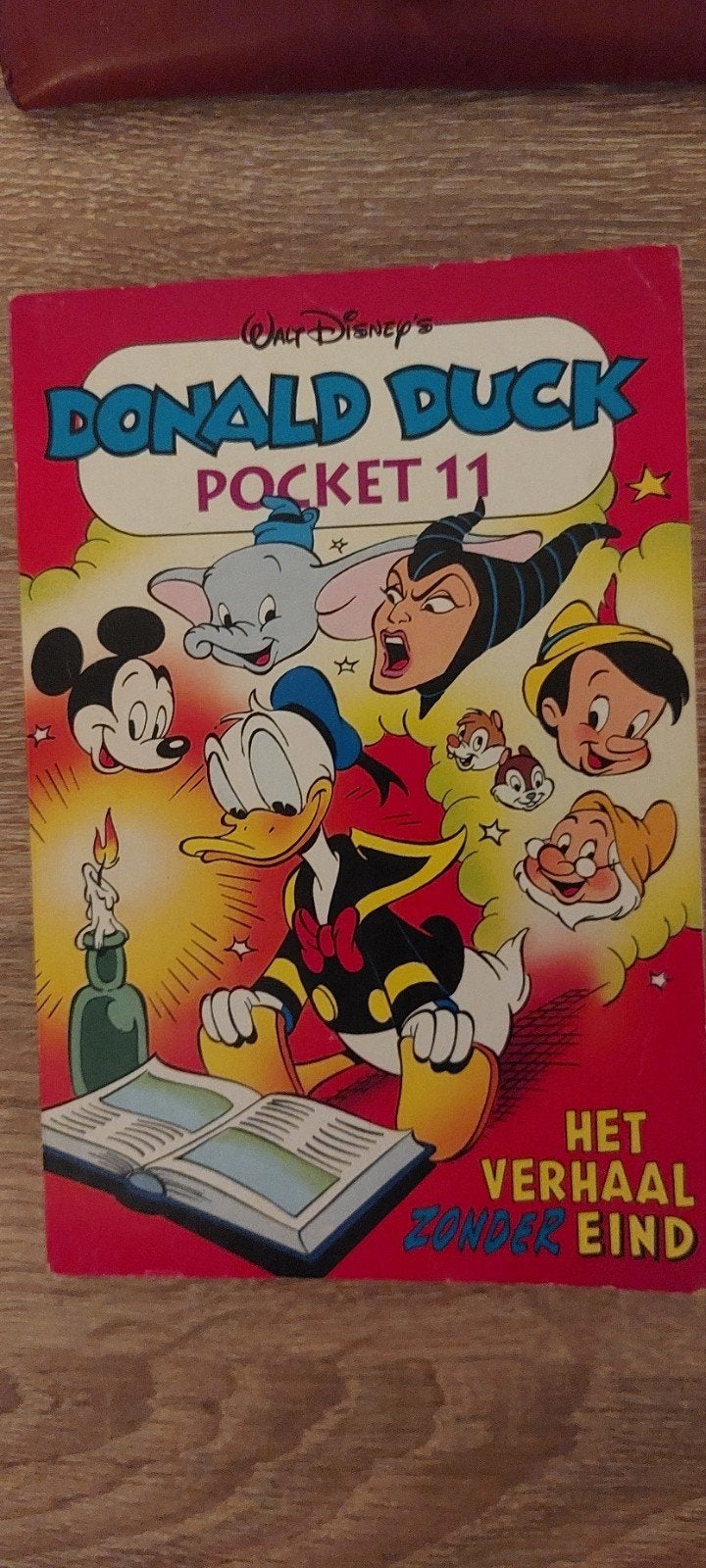 Donald Duck Pocket 11 Het verhaal zonder eind, Boeken, Eén stripboek, Ophalen of Verzenden, Gelezen