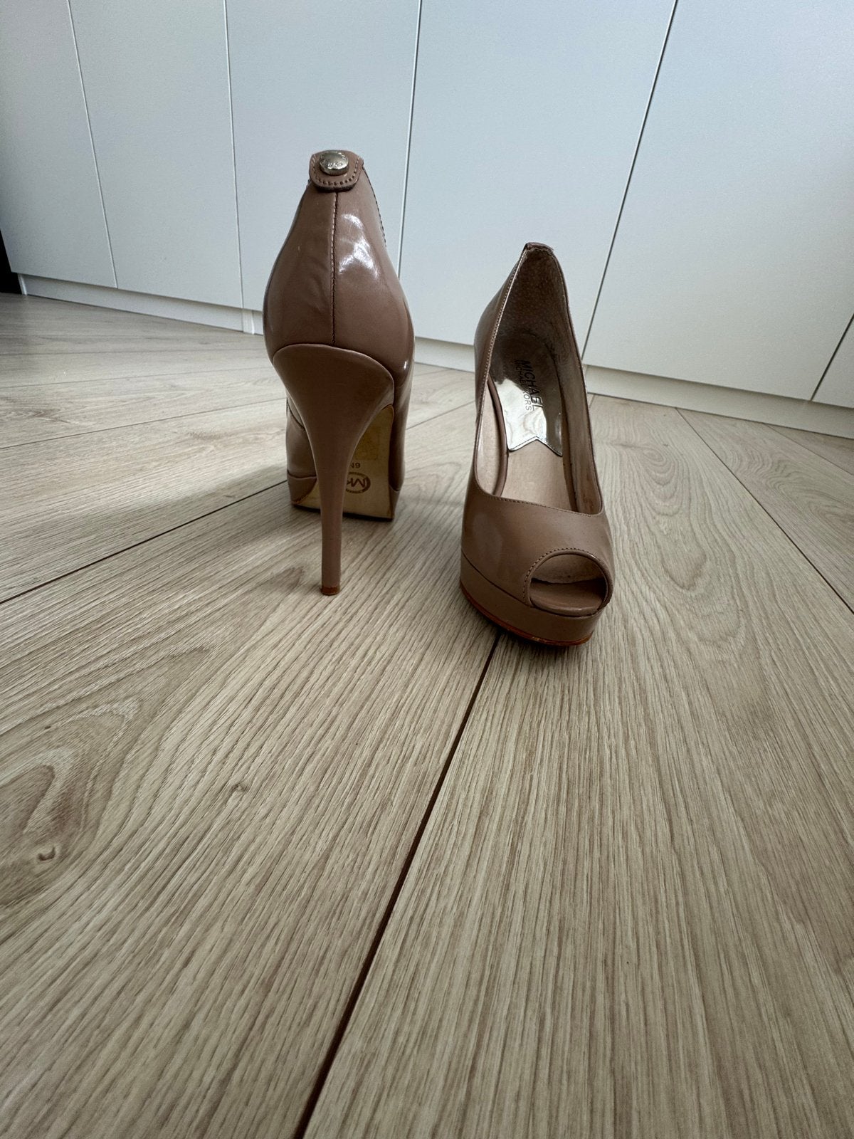 Michael Kors Peeptoe Hakken Maat 36 - Gedragen, Goede Staat, Verzenden, Gedragen, Zwart, Pumps