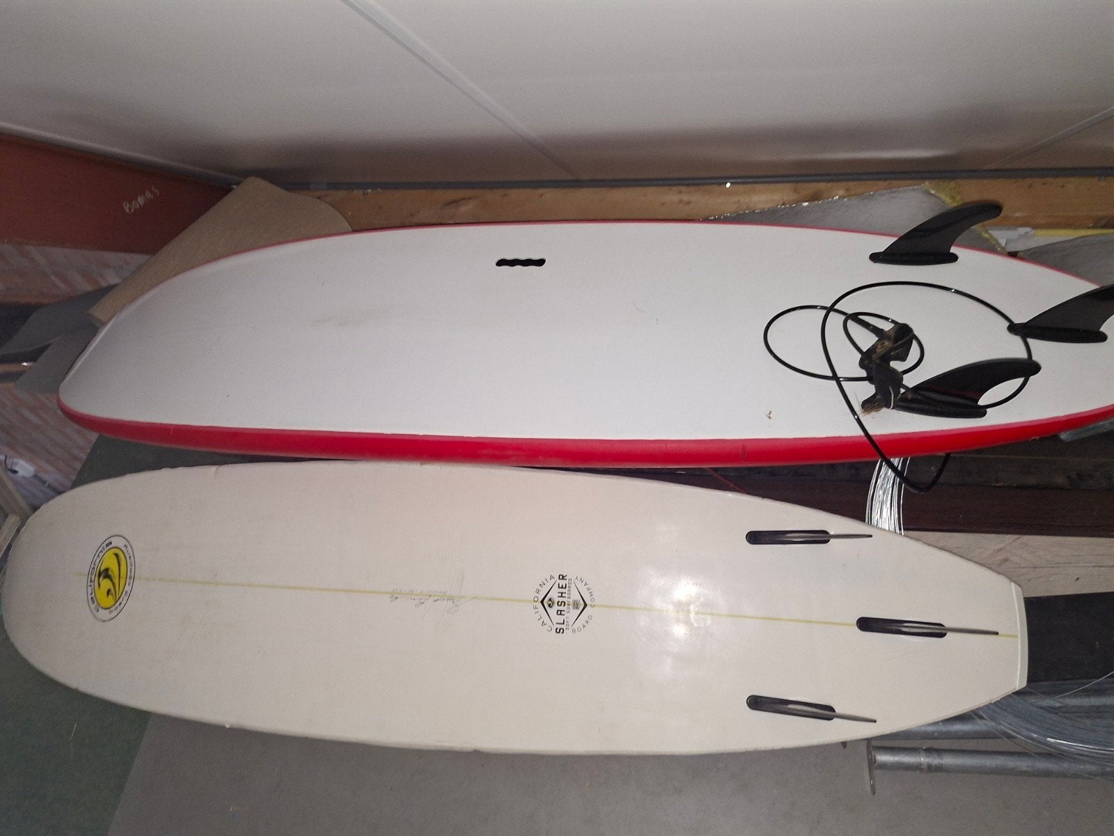 Set van 2 7'0 surfboards: Slasher en GoBoard Softboard, Ophalen, Gebruikt, Shortboard, Met koord