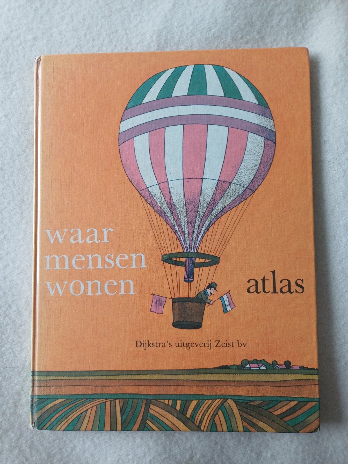 Waar mensen wonen - Atlas voor basis en voortgezet onderwijs, Gelezen, Overige atlassen, Drs. G. M. J. M. Breukers, W. van Dongen, J. Schepel