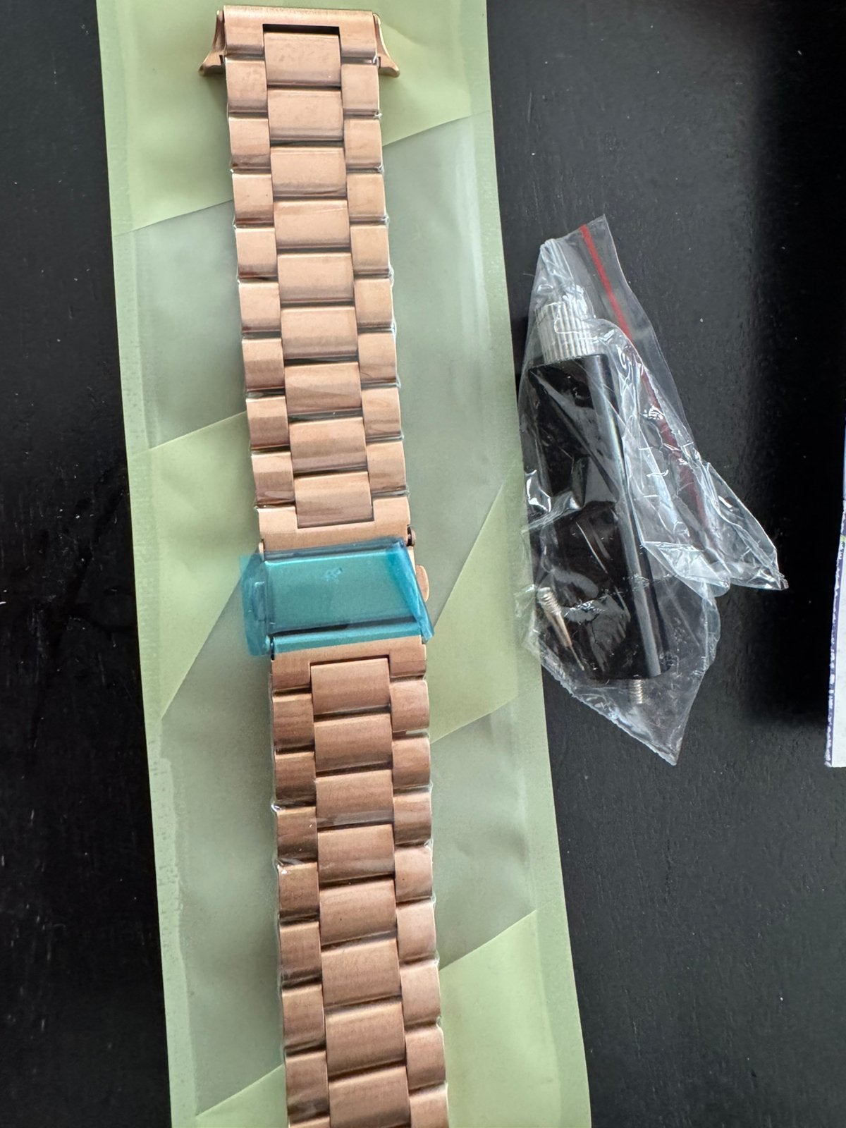 Goud/champagne kleur bandje voor samsung galaxy smartwatch 8, Ophalen of Verzenden, Nieuw, Roze, Android