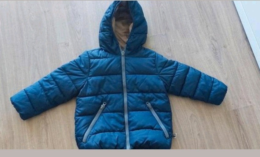 Winterjas zgan United Colors of Benetton 3-4 jaar 100cm, United Colors of Benetton, Ophalen of Verzenden, Zo goed als nieuw, Jongen