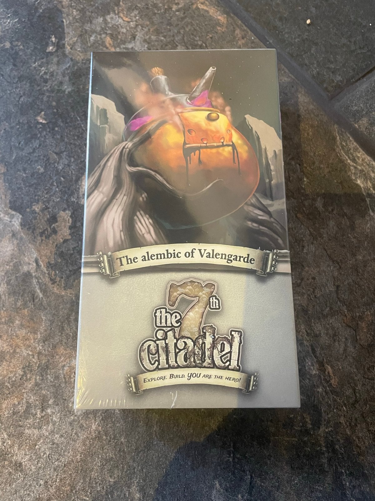 The 7th Citadel: The Alembic of Valengarde uitbreiding, Een of twee spelers, Ophalen, Nieuw