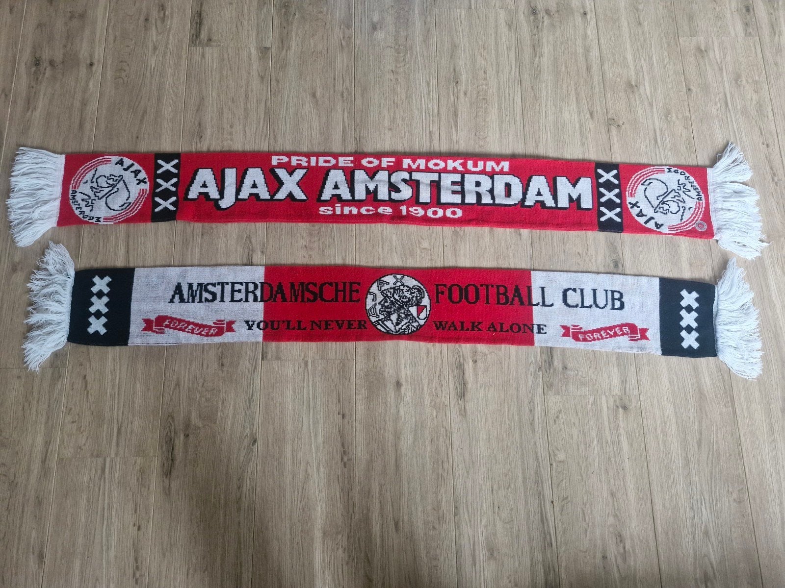 Ajax sjaals - Set van 2, Ophalen of Verzenden, Gebruikt, Clubaccessoires