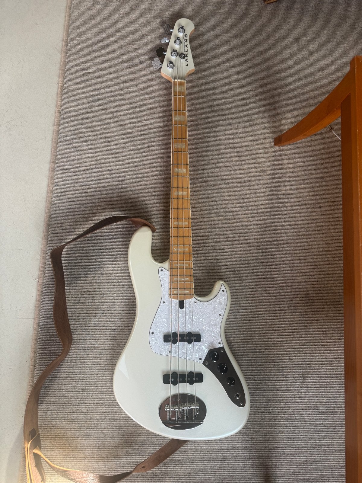 Lakland DJ4 Skyline Series Basgitaar, Ophalen of Verzenden, Zo goed als nieuw, Elektrisch