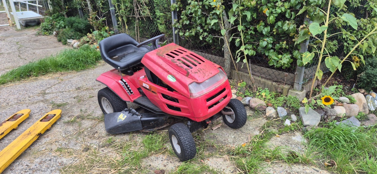 MTD B/115 Zitmaaier - Motor prima, maaidekriem defect, Tuin en Terras, Ophalen, Gebruikt, Elektrische starter, Minder dan 90 cm