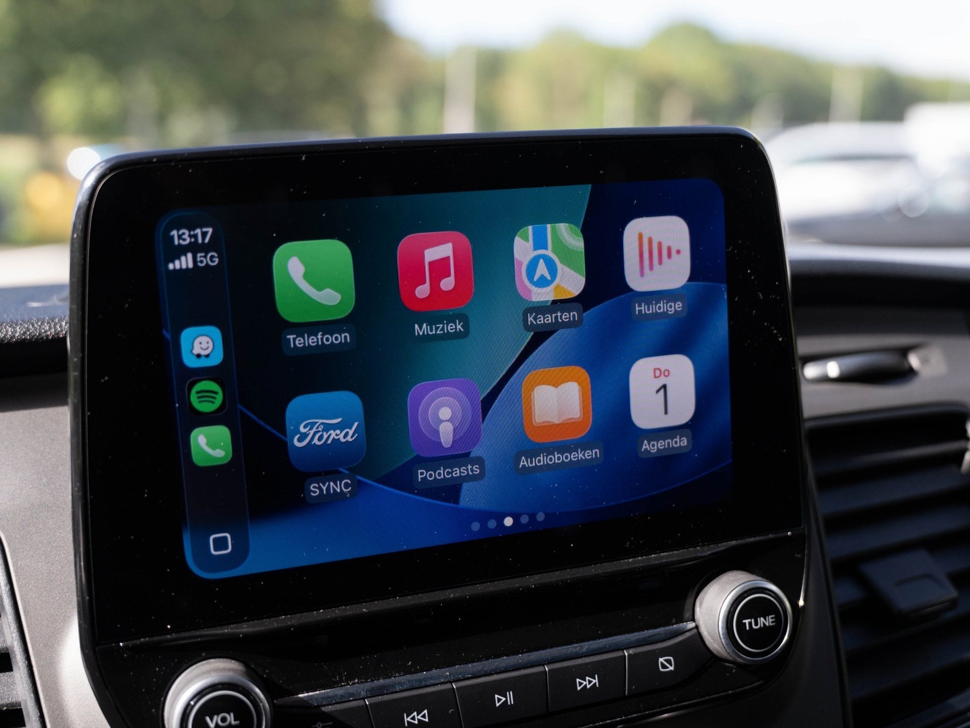 Ford Transit Custom 300 2.0 TDCI L2H2 Trail | APPLE CARPLAY, Auto's, Voorwielaandrijving, 15 km/l, Euro 6, 4 cilinders