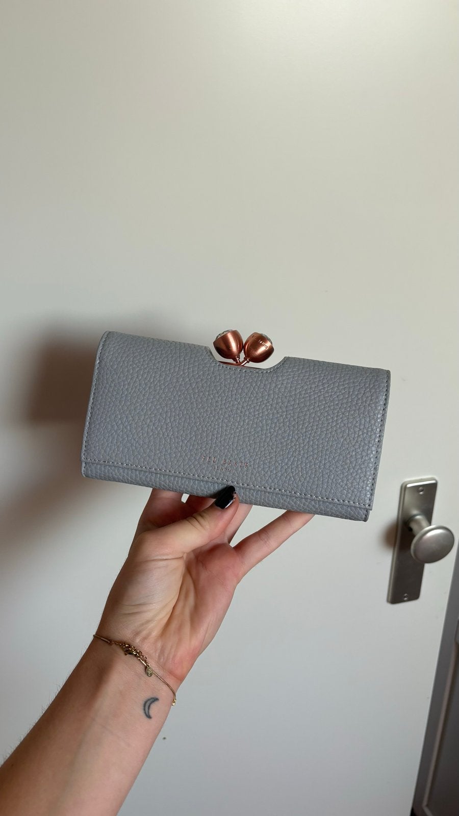 Stijlvolle Ted Baker portemonnee met knipsluiting, Sieraden, Tassen en Uiterlijk, Portemonnees, Overige merken, Ophalen of Verzenden