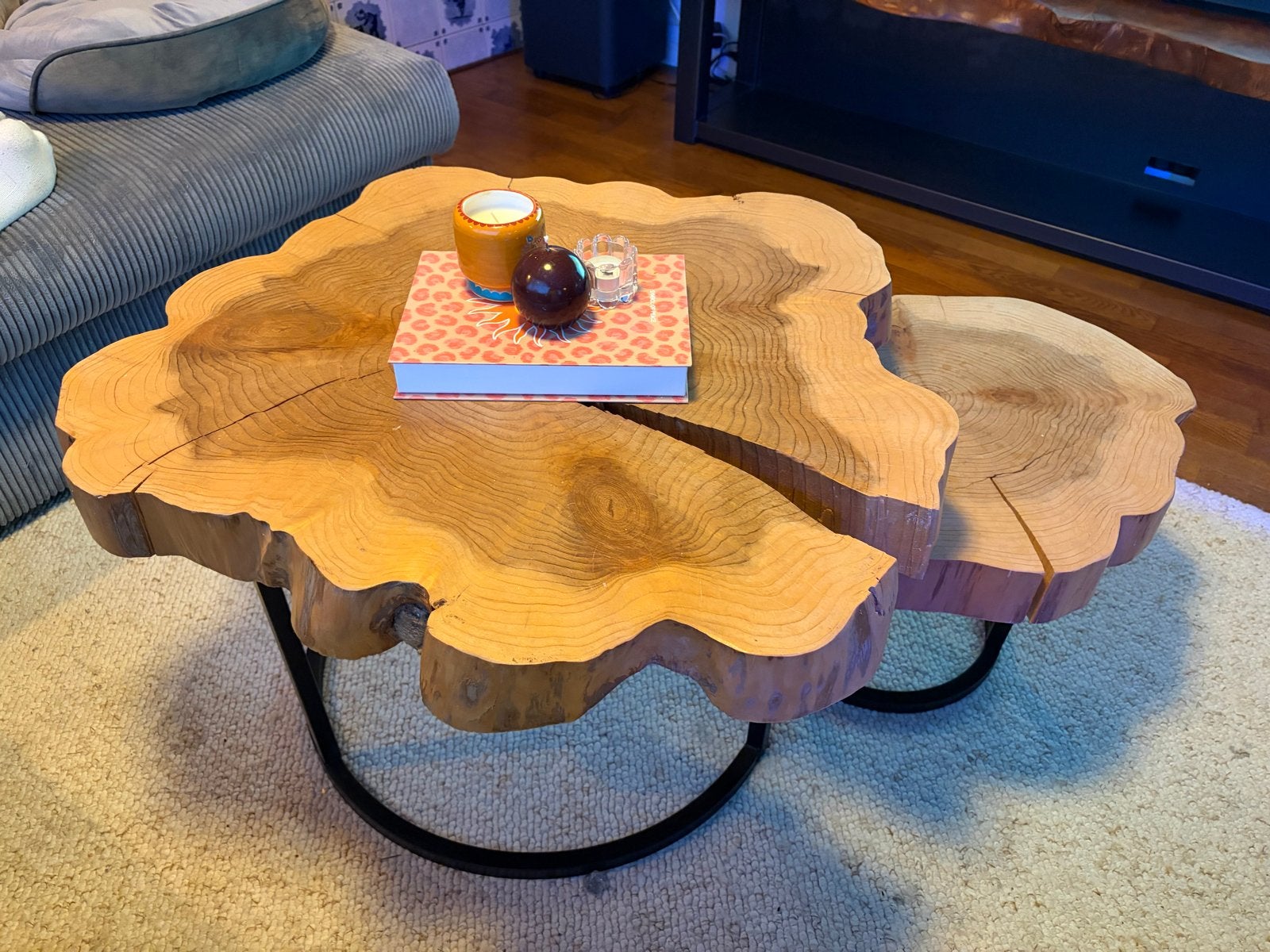 Unieke salon tafel van boomstam schijven, Huis en Inrichting, Ophalen, 100 tot 150 cm, 50 tot 100 cm, Zo goed als nieuw
