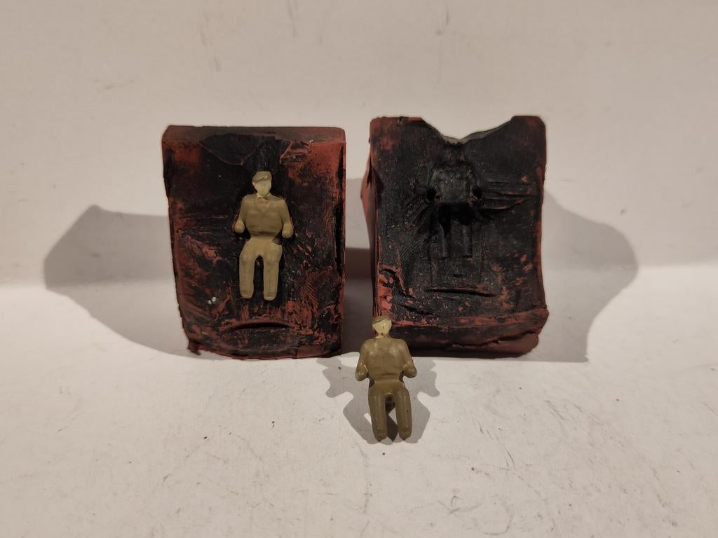Dinky Toys Gietmal Tin Army Driver Bestuurder Leger, Ophalen of Verzenden, Gebruikt, Auto, Dinky Toys