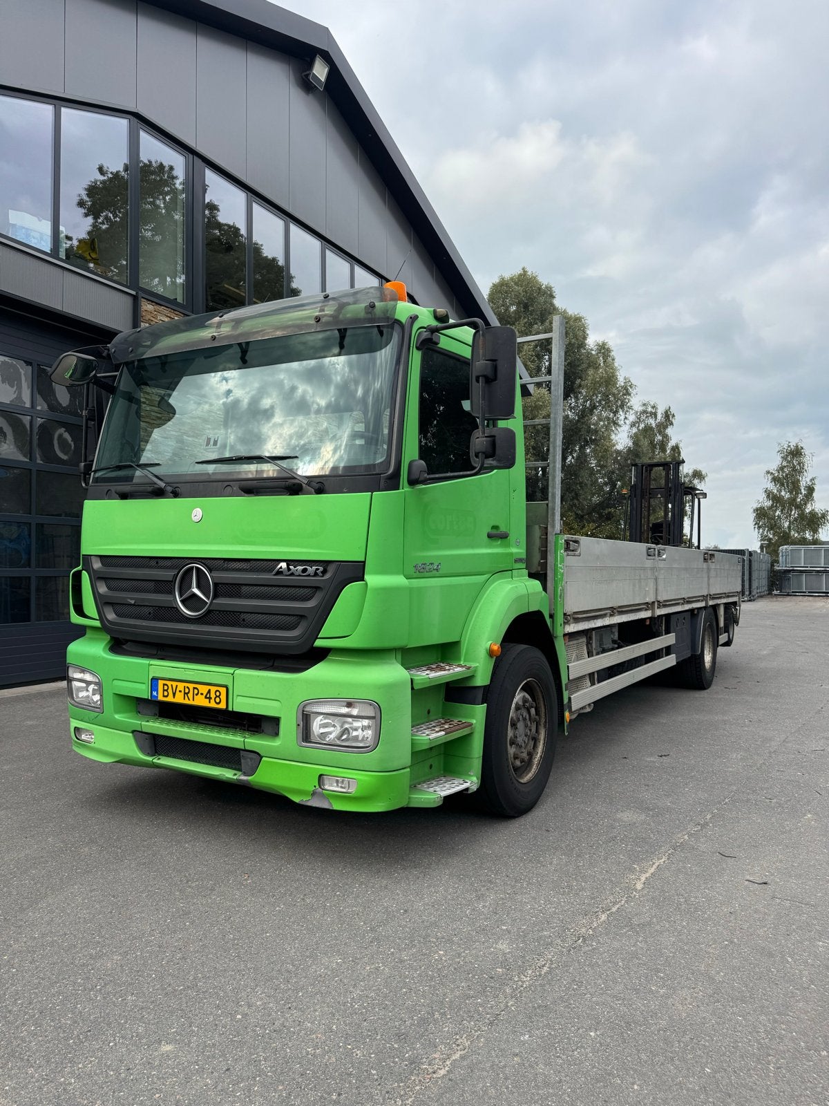 Mercedes Axor 1824 open laadbak met kooiaap Euro 5, Automaat, Euro 5, Mercedes-Benz, Diesel