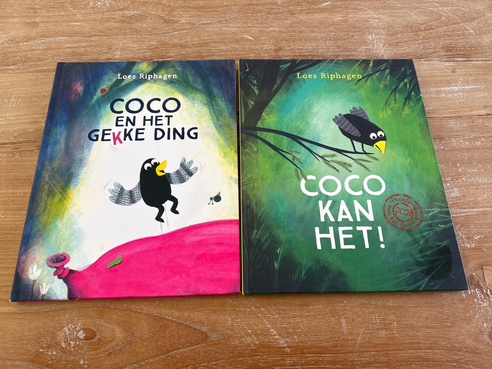 2x Loes Riphagen: Coco en het gekke ding & Coco kan het!, Ophalen of Verzenden, Zo goed als nieuw, Fictie algemeen