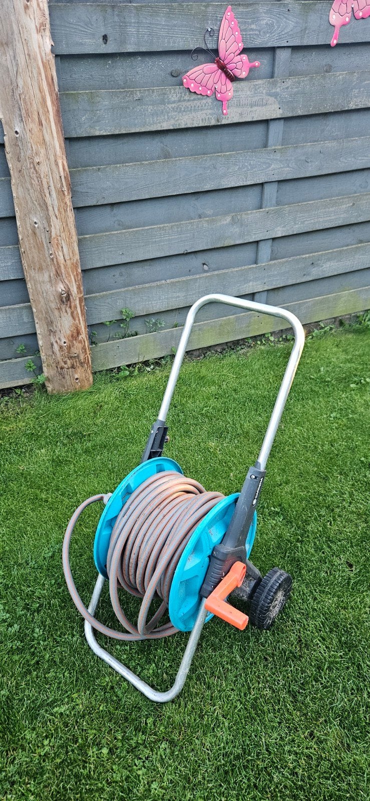 Gardena tuinslanghaspel met slang (13mm/1/2"), Tuin en Terras, Ophalen of Verzenden, Gebruikt, Tuinslanghaspel