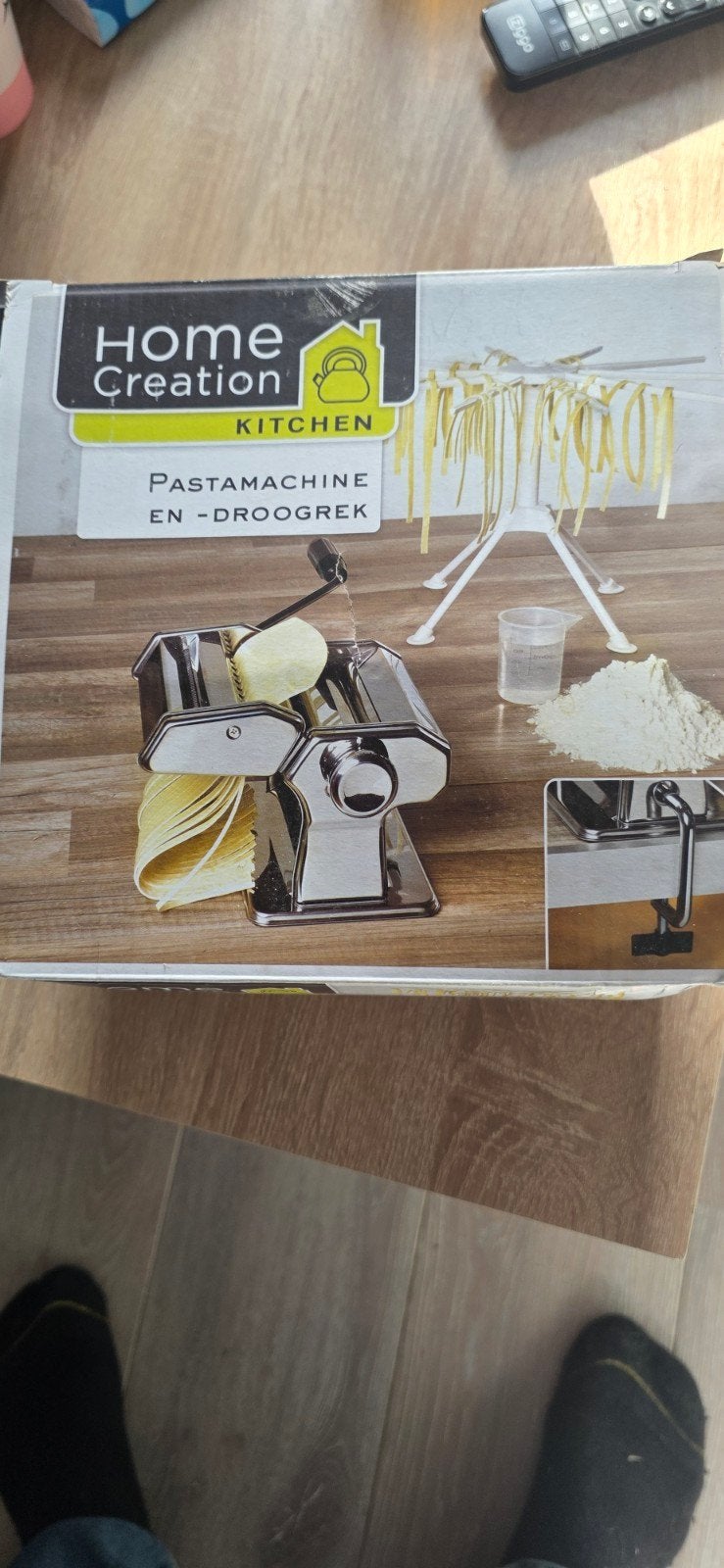 pasta maker, Ophalen, Nieuw
