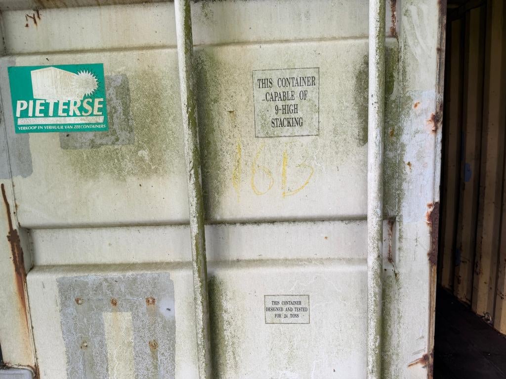 container te koop, Ophalen