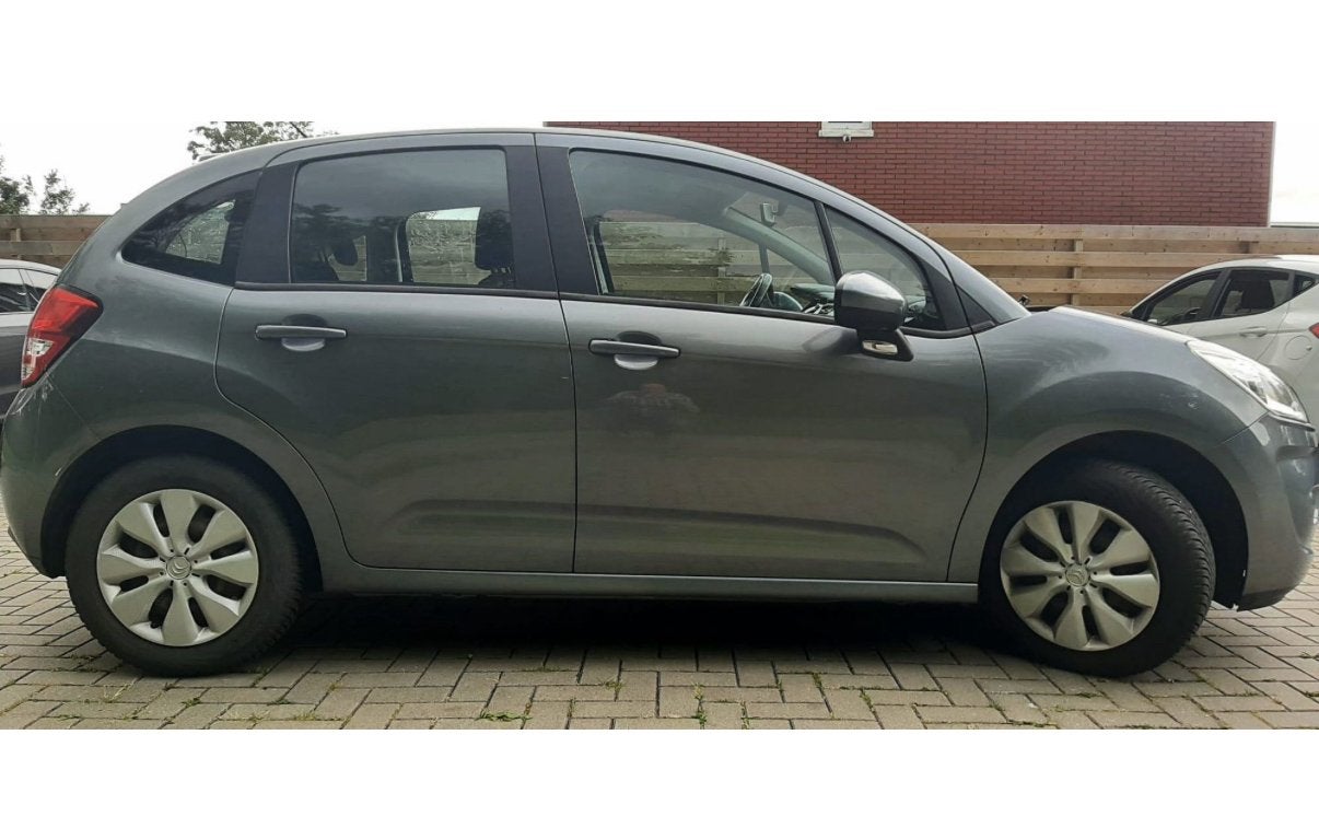 Citroën C3 1.4i 75pk Airco trekhaak cruisecontrol, Voorwielaandrijving, 1005 kg, Stof, Zwart