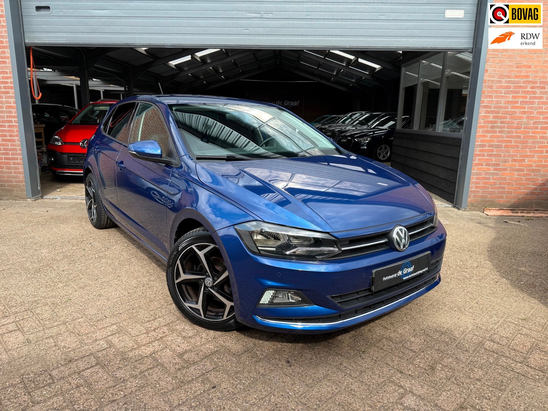 Volkswagen Polo 1.0 TSI Highline|CRUISE/PDC/NAVI/SIDE-ASS/, Auto's, Euro 6, Blauw, Origineel Nederlands, Bedrijf