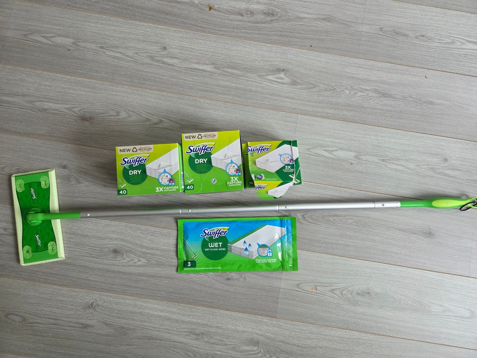 Swiffer Complete Set: Vloerwisser met Wet & Dry doekje, Ophalen