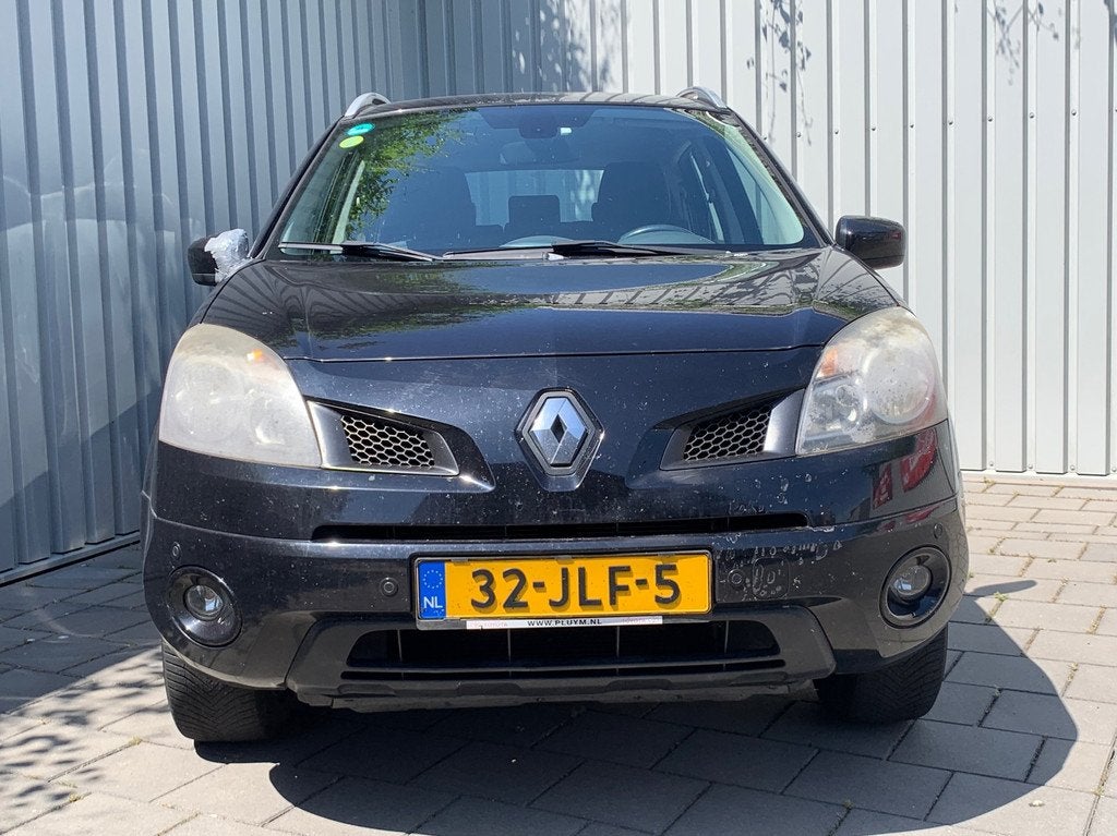 Renault Koleos 2.5 Dynamique Pack|Lichte Schade|Navigatie|Cl, Auto's, Renault, Voorwielaandrijving, Gebruikt, Zwart, 4 cilinders