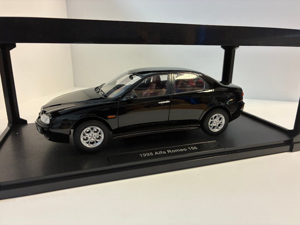 27239: Alfa Romeo 156 - 1998 - Triple9 1:18, Auto, Nieuw, Ophalen of Verzenden, Bachsatztstr. 54 D 72131 Ofterdingen, Germany