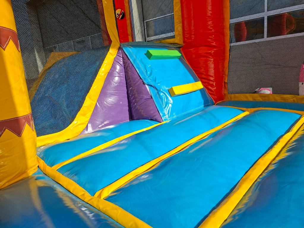 Springkussen Slush Combideal! Regio Zuid-Holland, Verzenden, Zo goed als nieuw, Overige