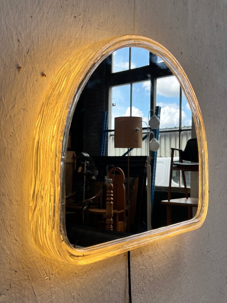 Vintage halfronde Hillebrand spiegel met verlichting, Minder dan 50 cm, Gebruikt, Onbekend, Ophalen of Verzenden