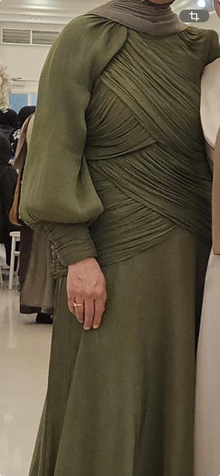 Elegante Groene Galajurk met Plooiwerk, Kleding | Dames, Gelegenheidskleding, Galajurk, Maat 42/44 (L), Ophalen of Verzenden, Zo goed als nieuw