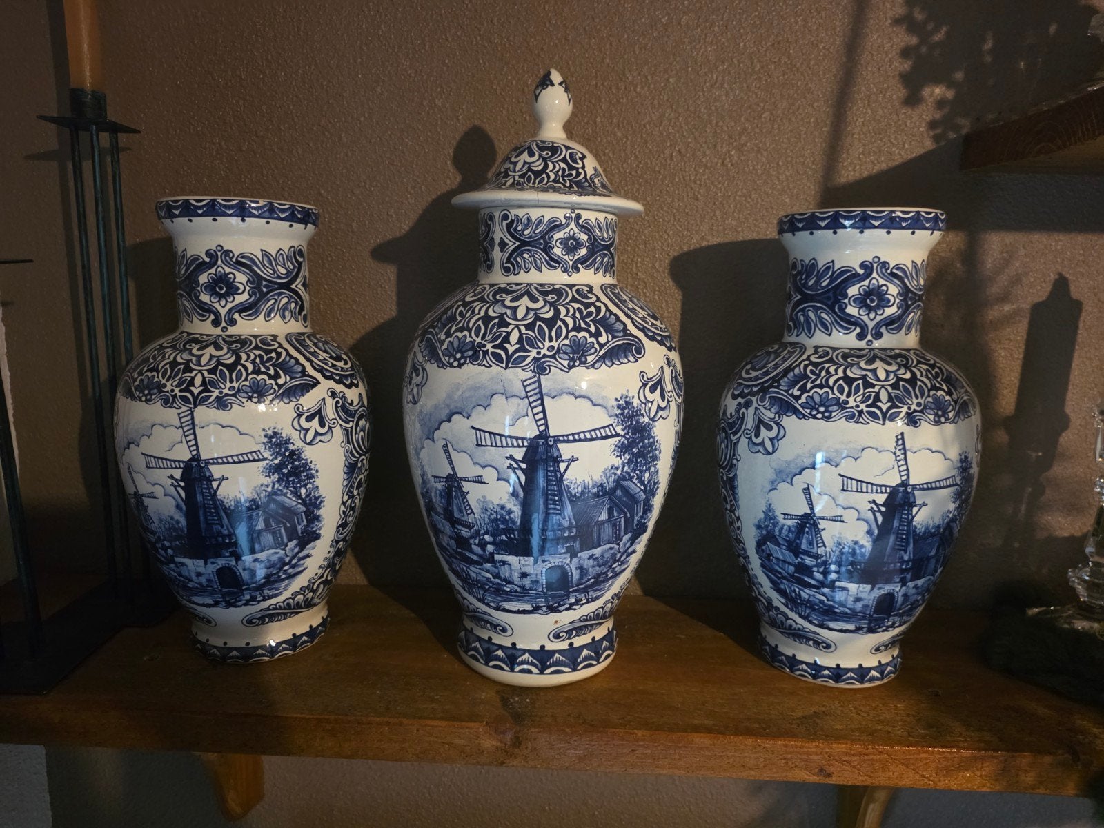 Kaststel Delfsblauw met molens en bloemen, Ophalen