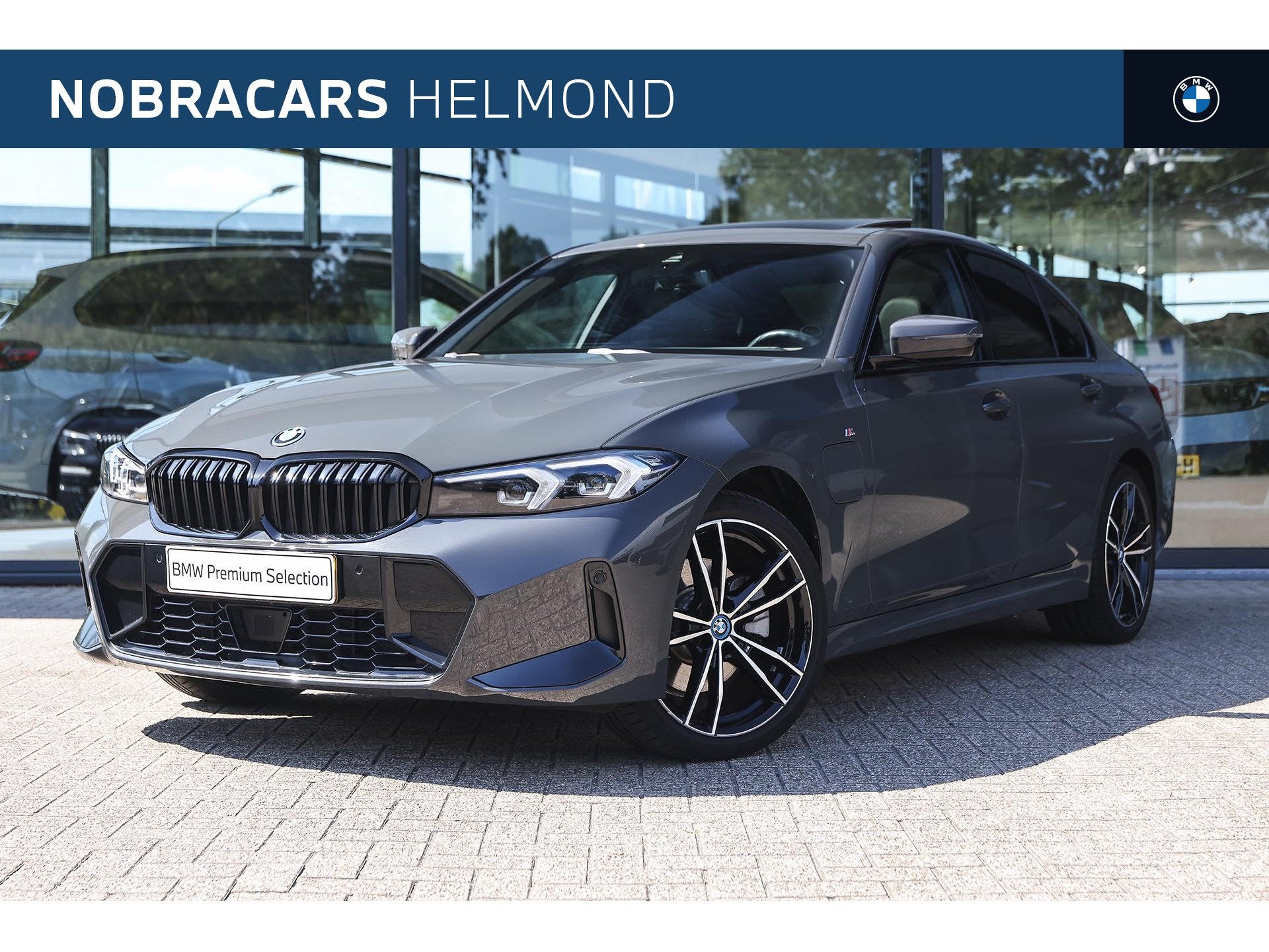 BMW 3 Serie 330e M Sport Automaat / Schuif-kanteldak / Sport