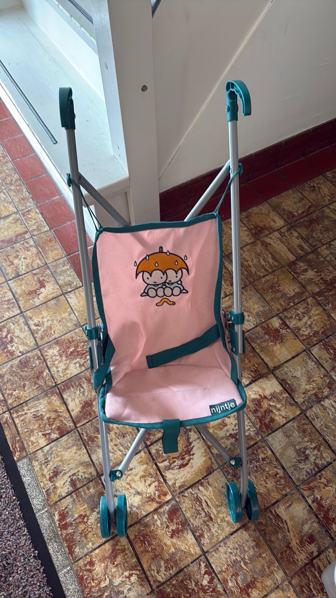 Poppenwagentje van nijntje gratis!, Ophalen, Gebruikt