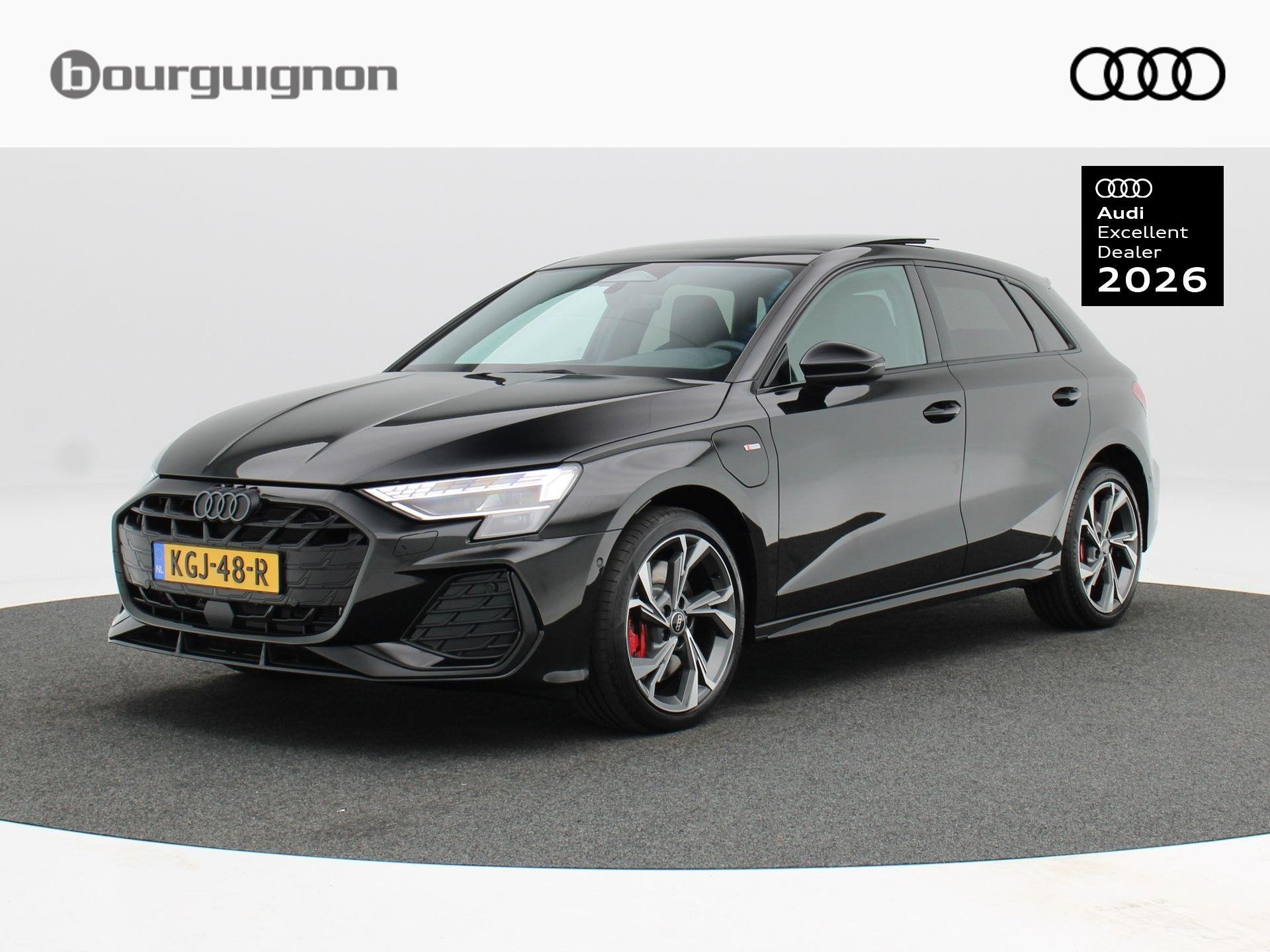 Audi A3 Sportback 45 TFSi e 272 Pk S-Line Competition | Stoe, Euro 6, 4 cilinders, 150 min, Leder en Stof