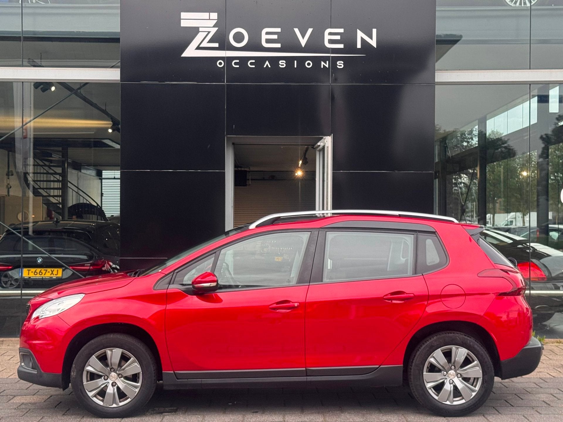 Peugeot 2008 1.2 PureTech Blue Lion, Voorwielaandrijving, Stof, 1199 cc, 82 pk