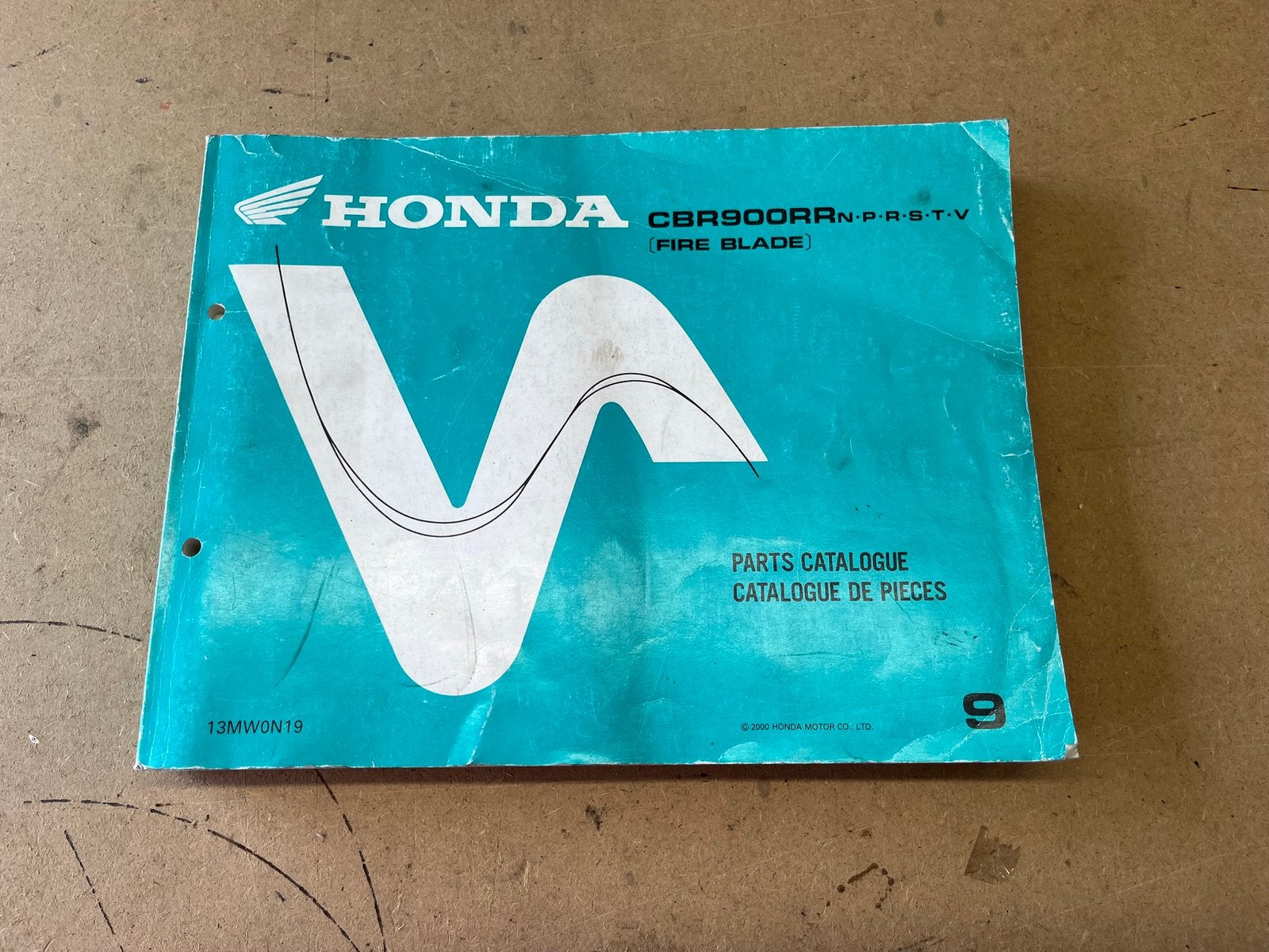 Origineel parts catalogus HONDA CBR900RR (Fireblade), Motoren, Ophalen of Verzenden, Honda