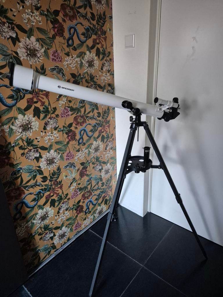 Bresser Classic 60/900 Refractor Telescoop met Statief, Ophalen, Lenzentelescoop (refractor), Met statief, Zo goed als nieuw