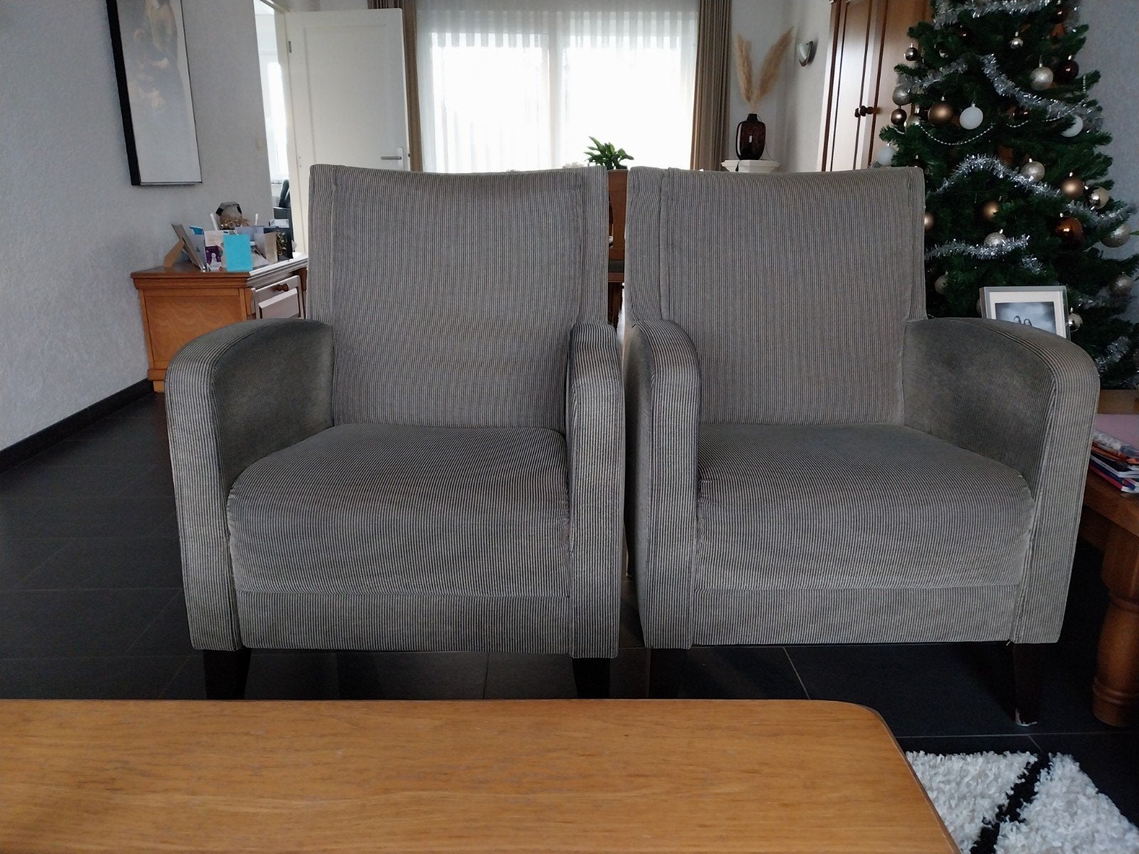 Set van 2 comfortabele fauteuils - Grijs ribstof, Huis en Inrichting, Stoelen, Ophalen, Modern, Comfortabel, Gebruikt, Twee