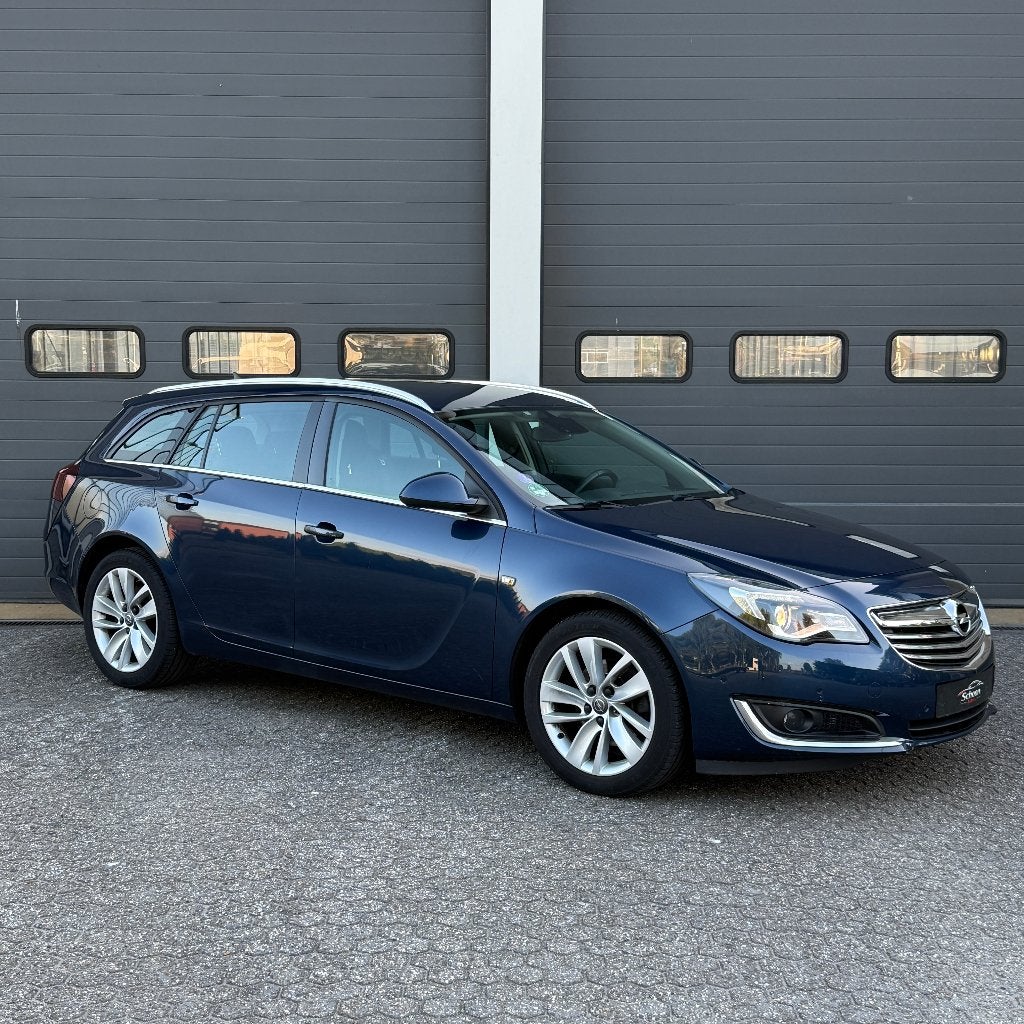 Opel Insignia 1.6 Turbo 125KW Sports Tourer 2014 Blauw, Auto's, Opel, Voorwielaandrijving, Euro 5, Stof, Zwart