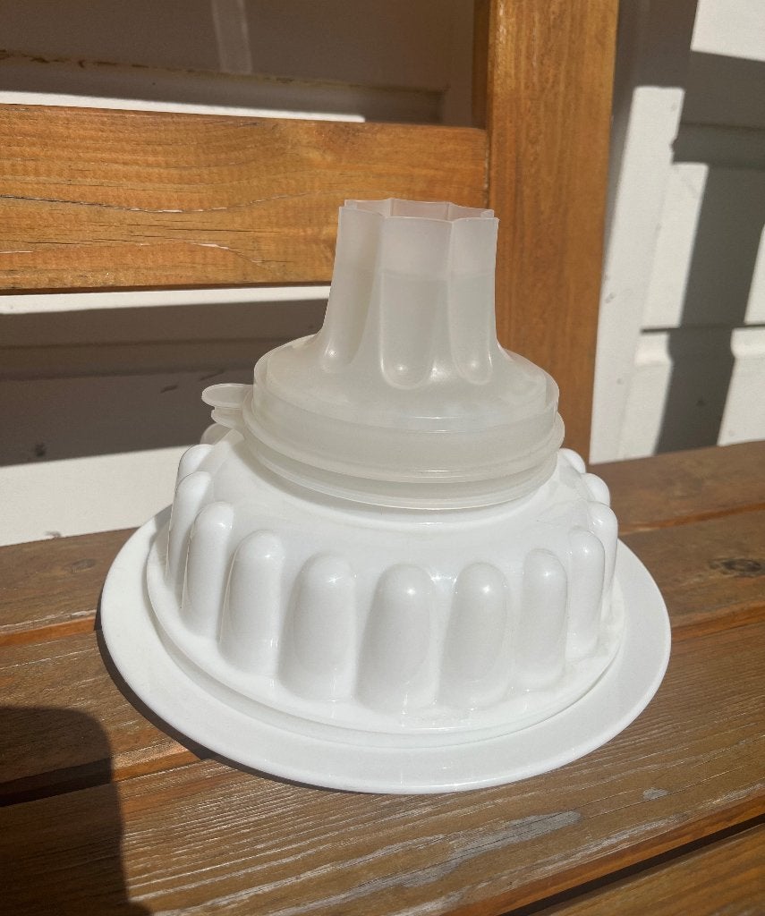 Vintage Tupperware kleine puddingvorm / festival met inzet, Ophalen of Verzenden, Zo goed als nieuw, Overige typen