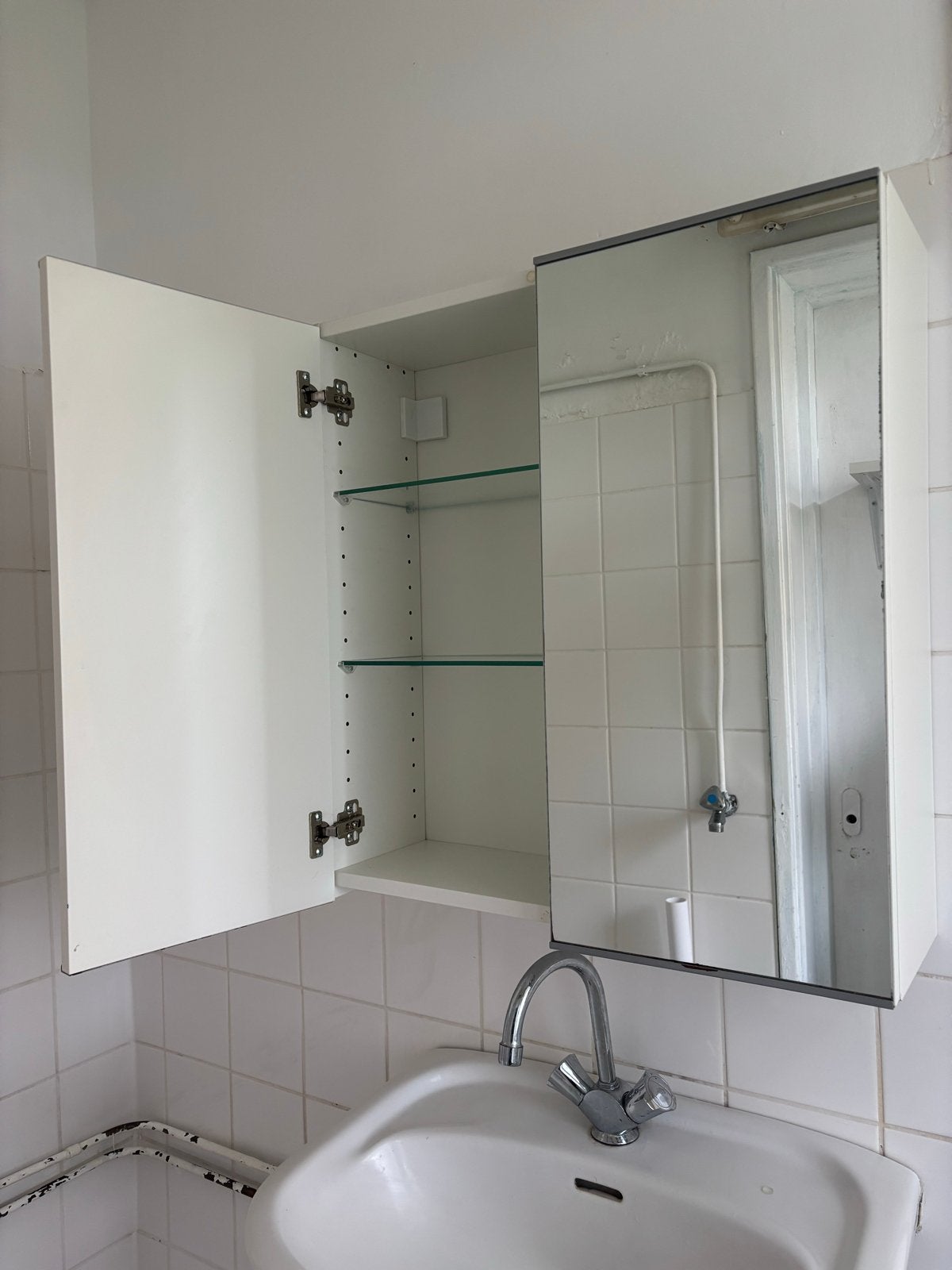IKEA Lillangen spiegelkastje, Gebruikt, Wit, Spiegel/spiegelkast, Ophalen
