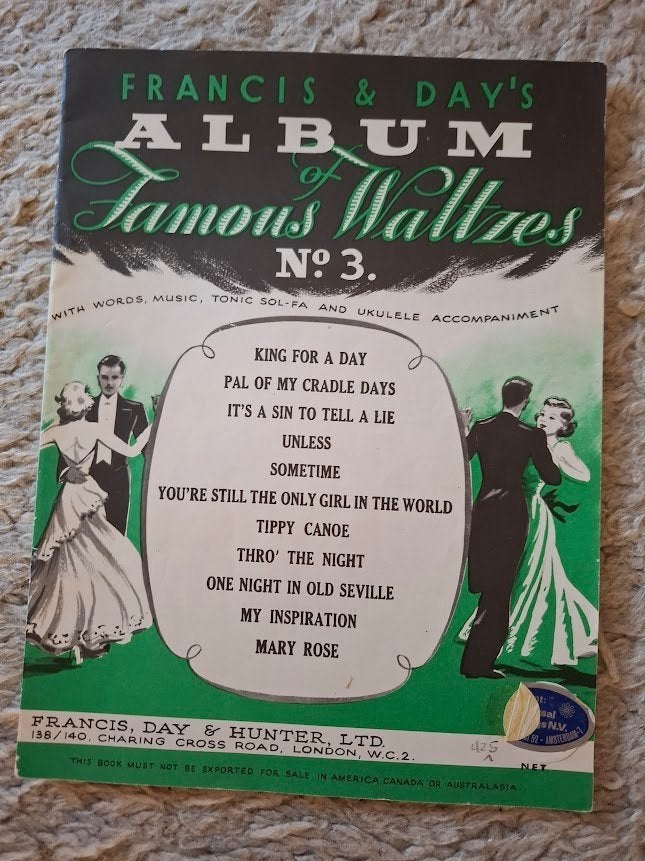 Francis & Day's Album of Famous Waltzes No. 3, Muziek en Instrumenten, Ophalen of Verzenden, Gebruikt, Artiest of Componist, Populair